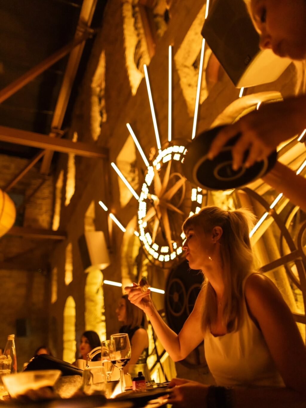 The season has just taken off 💫
Here’s a glimpse of the magic that awaits at Amelia ✨
Reserve your night 🥂
.
.
.
#AmeliaBeirut #Beirut #WelcomeAboard #FineDining #BeirutRestaurants #NightlifeBeirut #AmeliaReturns